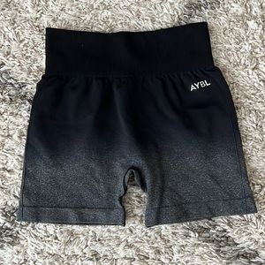 AYBL seamless shorts